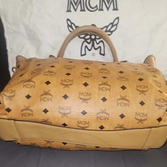 MCM Cognac Visetos Shoulder Bag - Picture 8 of 8
